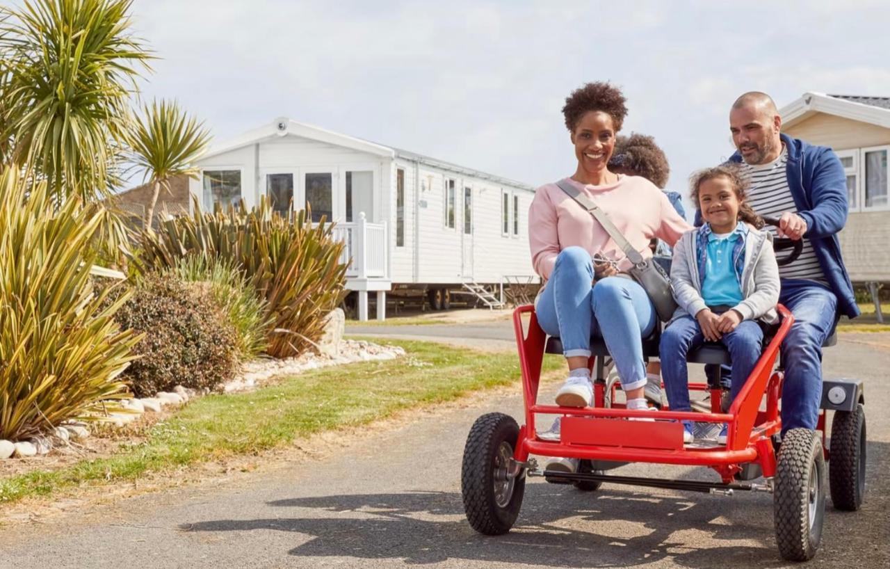Brand New Modern Holiday Home - Haven The Orchards Holiday Park Saint Osyth Exterior photo