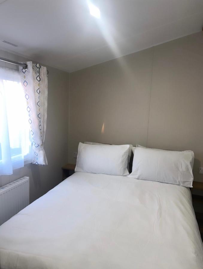 Brand New Modern Holiday Home - Haven The Orchards Holiday Park Saint Osyth Exterior photo